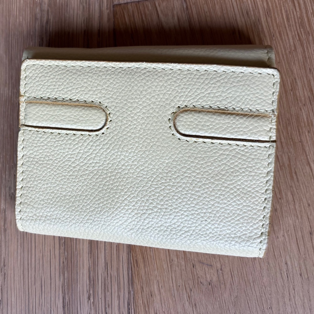 100% leather folding wallet pale yellow - Picture 1 of 3
